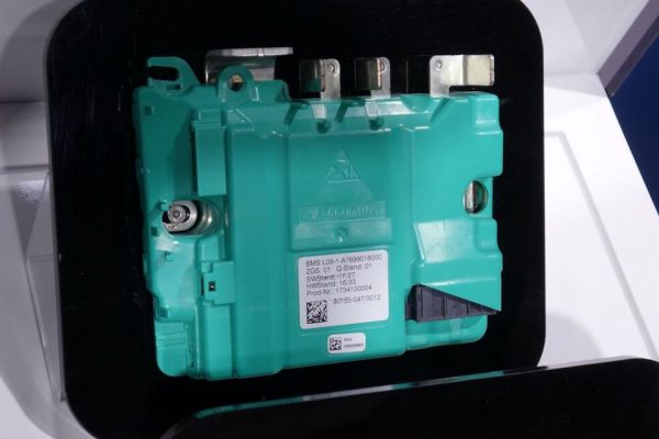 Reparación de la batería híbrida Mercedes W205, W212, W222 BMS N82/2 - Imagen 3