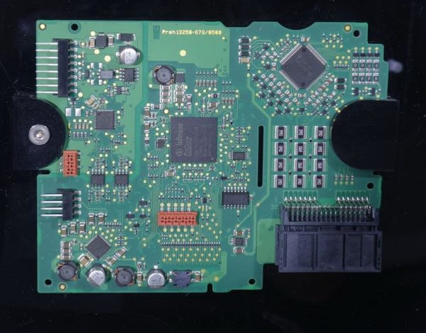 Reparación de la batería híbrida Mercedes W205, W212, W222 BMS N82/2 - Imagen 4
